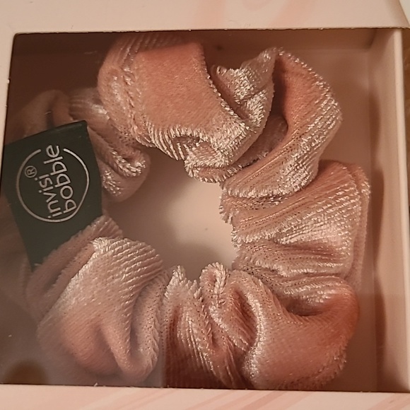 INVISI BOBBLE BRAND HAIR SCRUNCHIE AND PONY TAIL HOLDERS - Picture 3 of 6